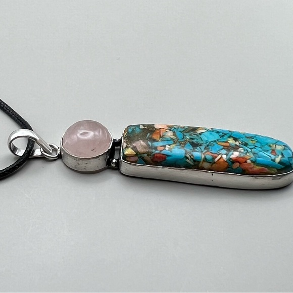 New Rose Quartz Crystal Stone Crystal Spiny Oyster Silver Overlay Pendant w Cord - Picture 2 of 6